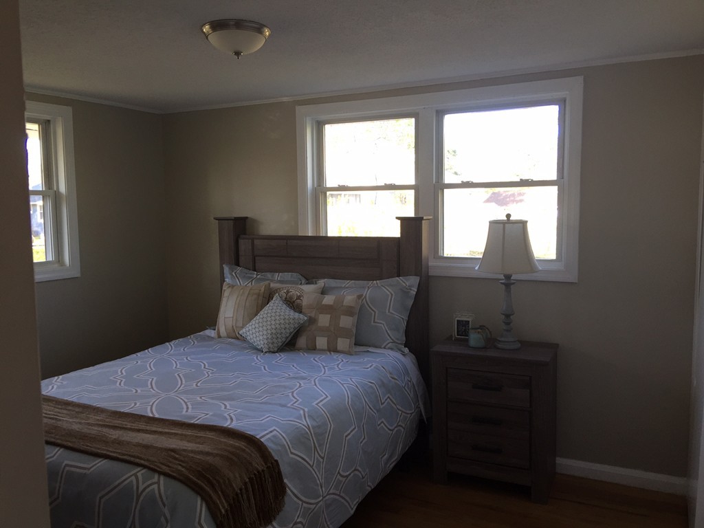 101 Sunset Drive Springfield, MA 01109 - Photo 4 of 23 Gallery Image 4