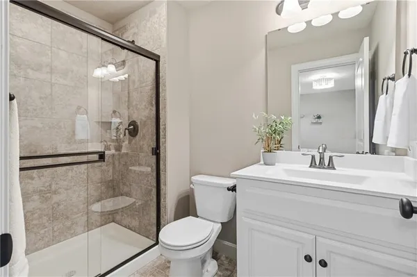 $1,200,000 | 11604 164th Place, Overland Park, KS 66221