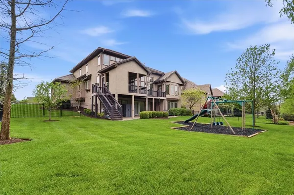 $1,200,000 | 11604 164th Place, Overland Park, KS 66221