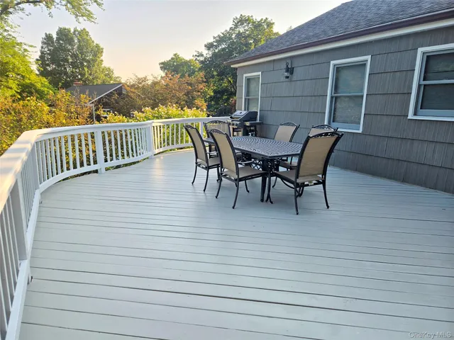 $899,000 | 40 Magnolia Road, Briarcliff Manor, NY 10510