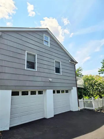 $899,000 | 40 Magnolia Road, Briarcliff Manor, NY 10510