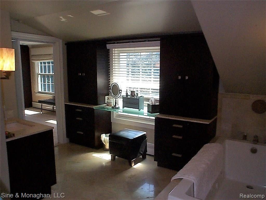 962 North Riverside Avenue St. Clair, MI 48079 - Photo 68 of 99 68 MATER BATH 962 N RIVERSIDE.JPG