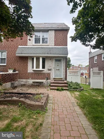 $270,000 | 5144 Whitehall Drive, Clifton Heights, PA 19018