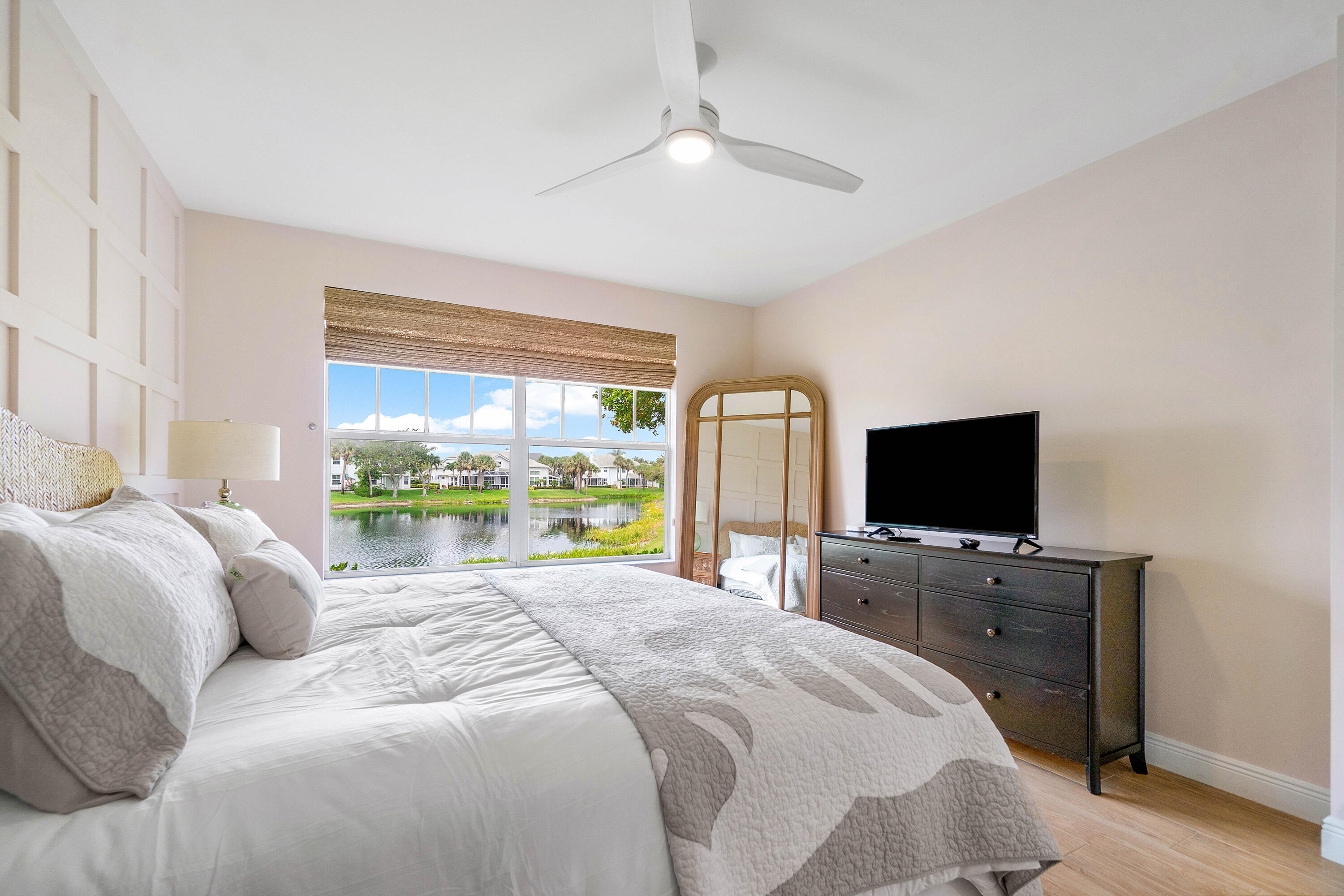 807 Mainsail Circle Jupiter, FL 33477 - Photo 16 of 35 Primary Bedroom