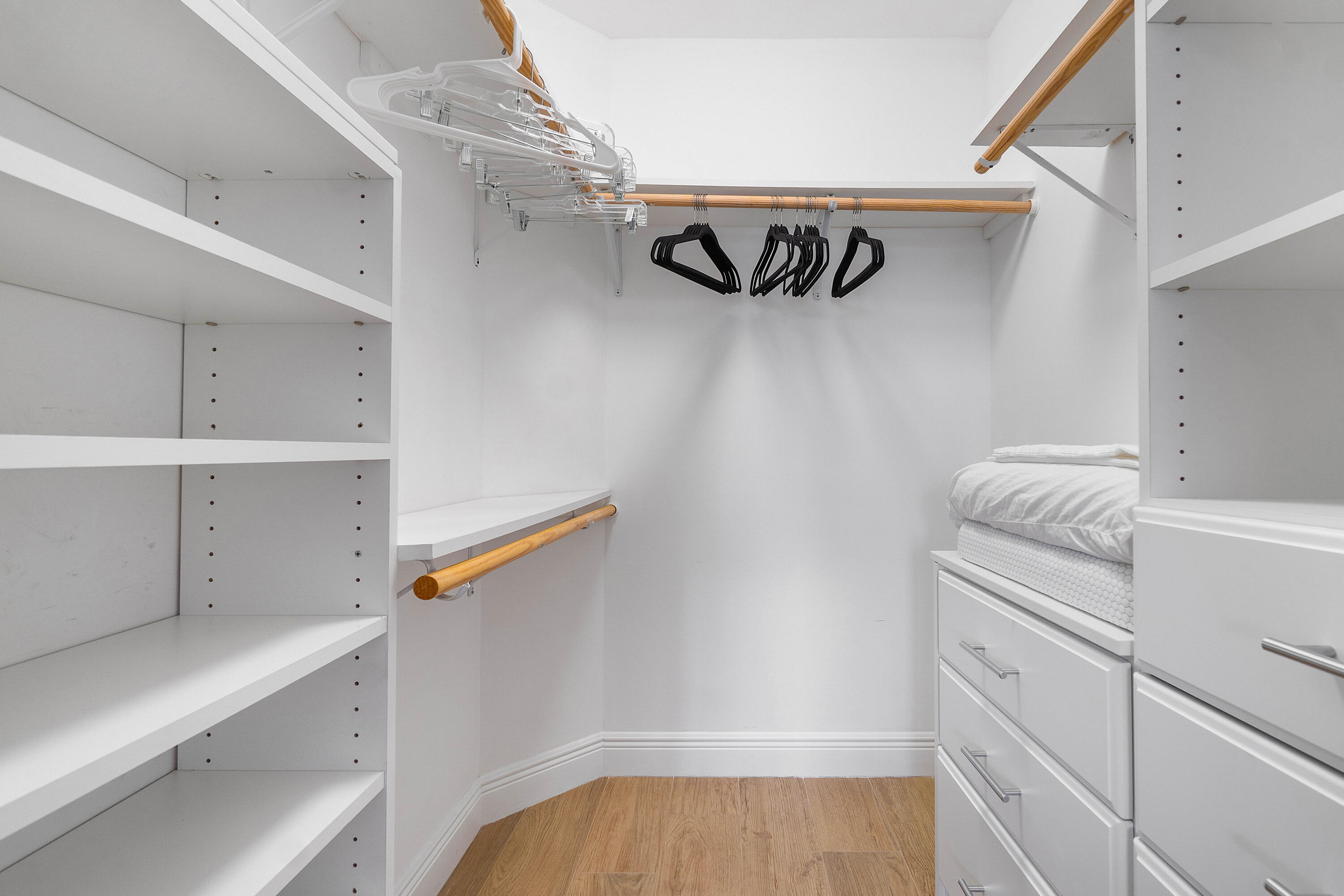 807 Mainsail Circle Jupiter, FL 33477 - Photo 20 of 35 Walk in closet