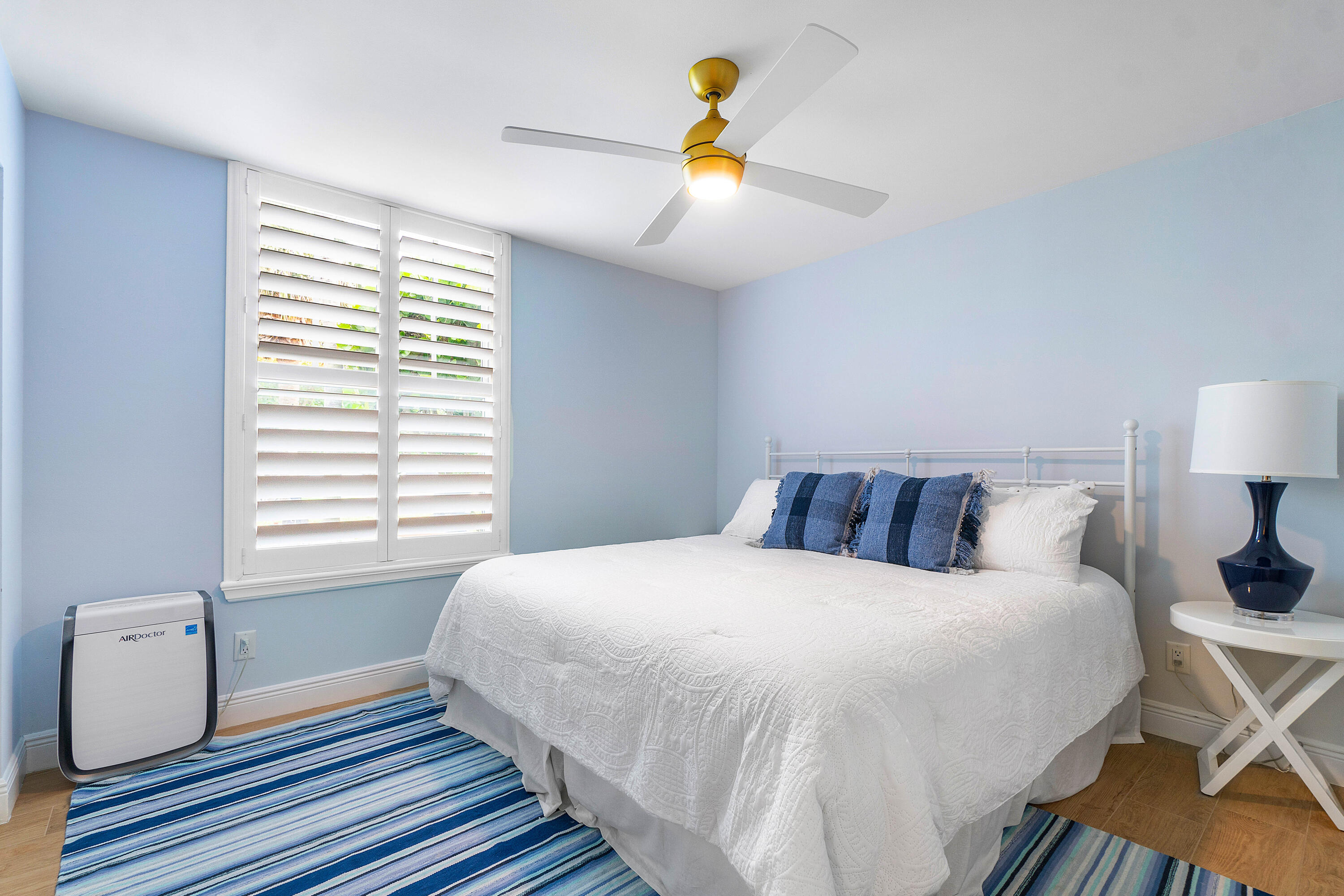 807 Mainsail Circle Jupiter, FL 33477 - Photo 21 of 35 Second bedroom