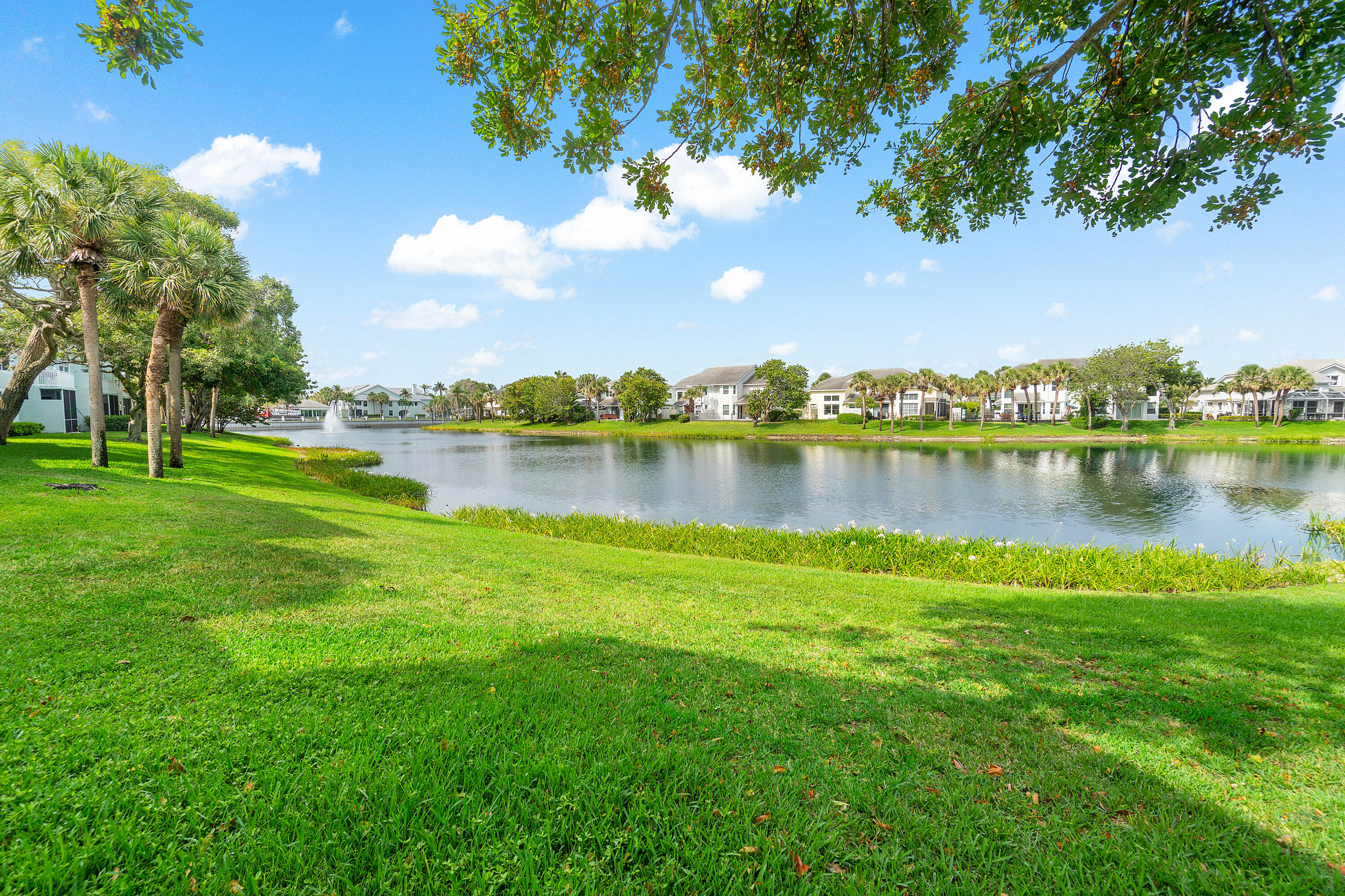 807 Mainsail Circle Jupiter, FL 33477 - Photo 26 of 35 Lake Views