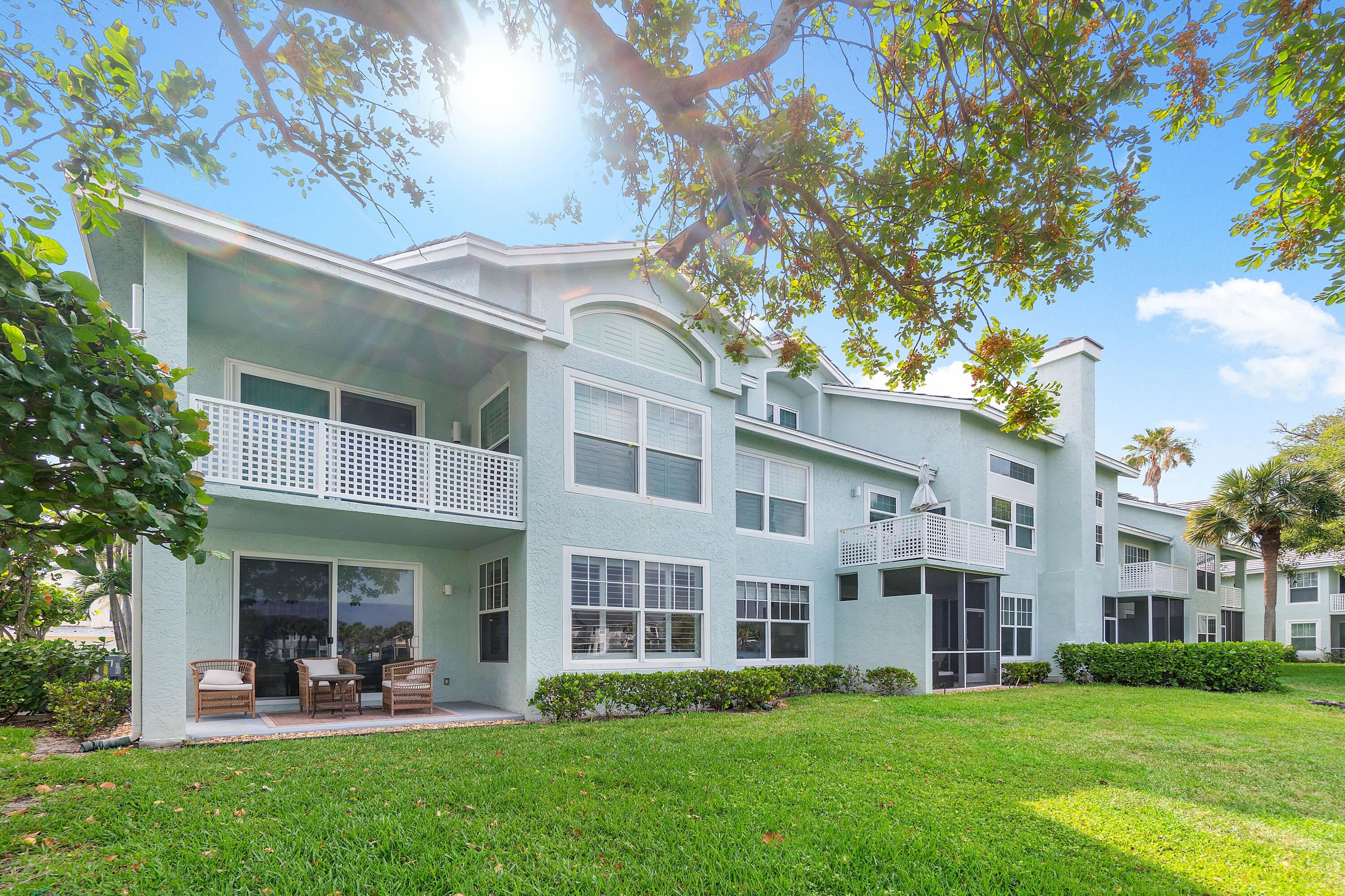 807 Mainsail Circle Jupiter, FL 33477 - Photo 27 of 35 Back unit view