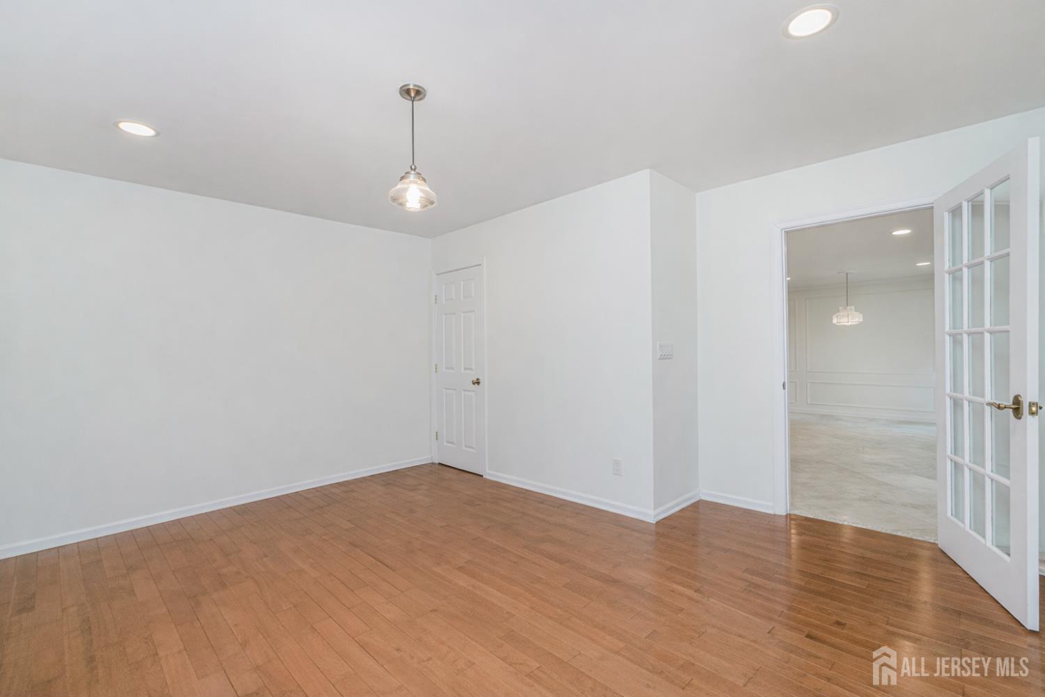 32 Rice Run East Brunswick, NJ 08816 - Photo 31 of 37