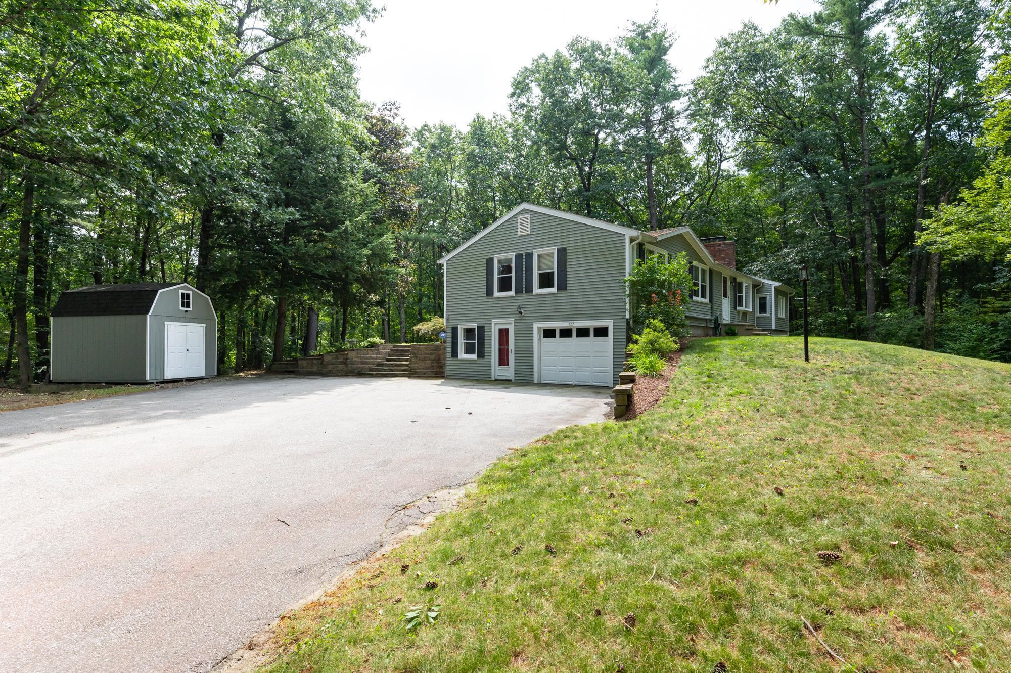 127 Wheeler Road Hollis, NH 03049 - Photo 23 of 33