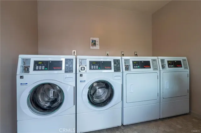 $6,800 | 140 Acacia Avenue, Carlsbad, CA 92008