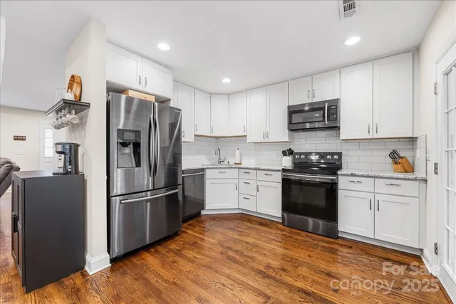 $439,500 | 2526 Clearkirk Court, Matthews, NC 28105