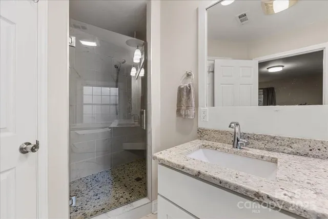 $439,500 | 2526 Clearkirk Court, Matthews, NC 28105