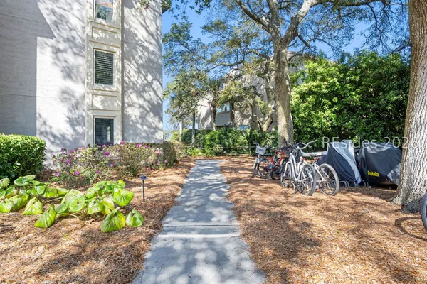 $745,000 | 5 Braddock Bluff Drive, Unit 1761, Hilton Head Island, SC 29928