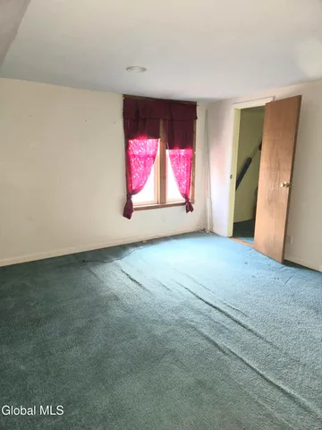 $179,900 | 1644 1st Street, Rensselaer, NY 12144