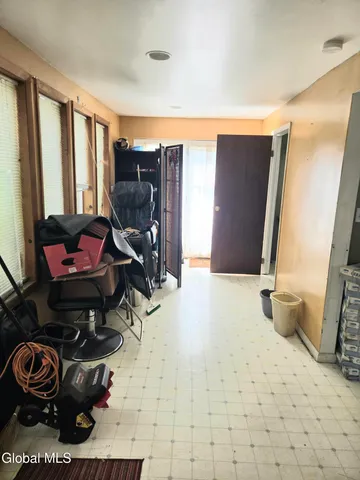 $179,900 | 1644 1st Street, Rensselaer, NY 12144