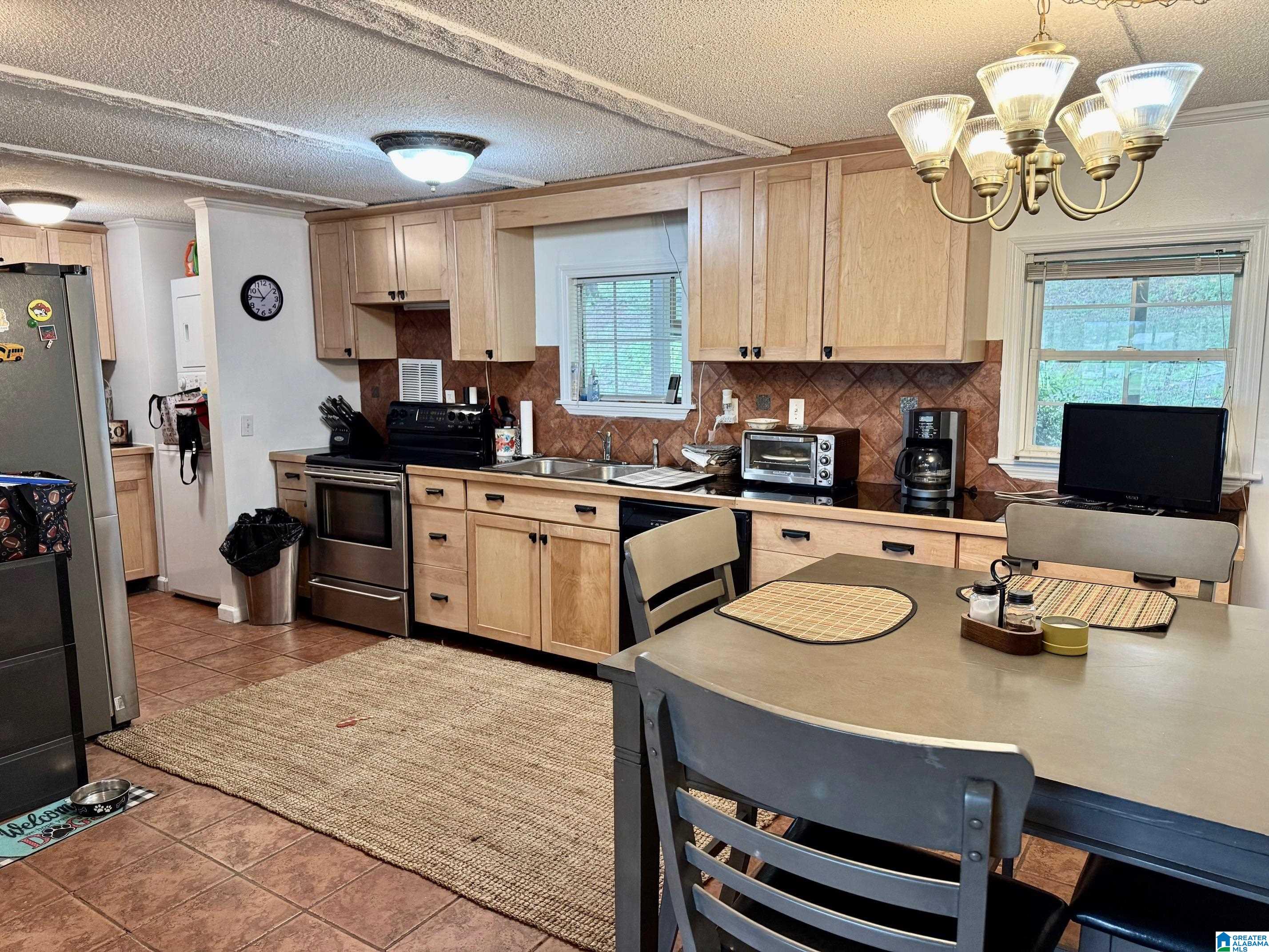 145 Henderson Lane Talladega, AL 35160 - Photo 12 of 36