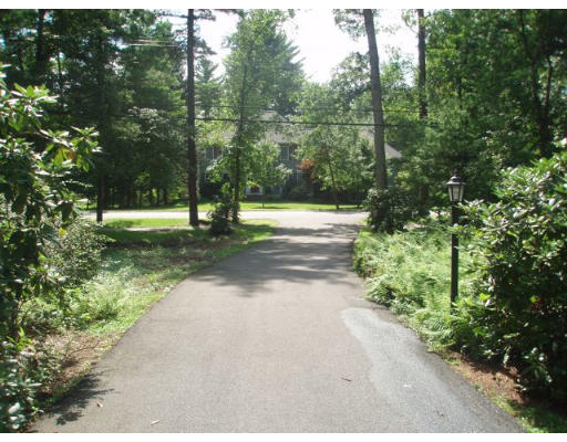 333 Springs Road Bedford, MA 01730 - Photo 6 of 9 Gallery Image 6