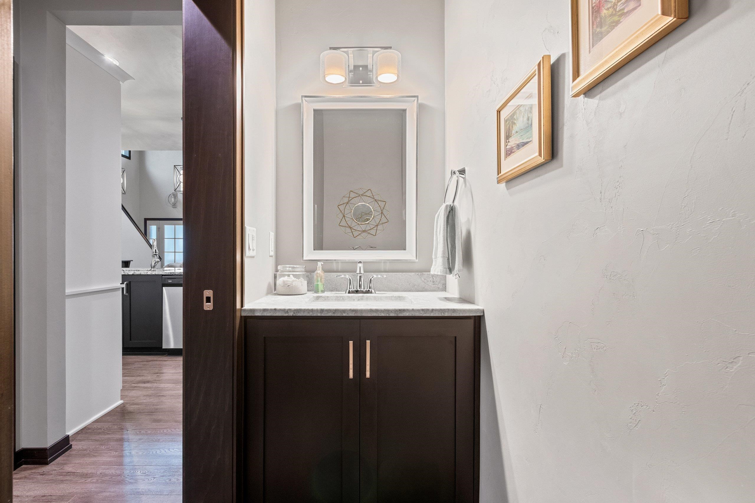 664 Olive Tree Drive Green Bay, WI 54313 - Photo 15 of 37