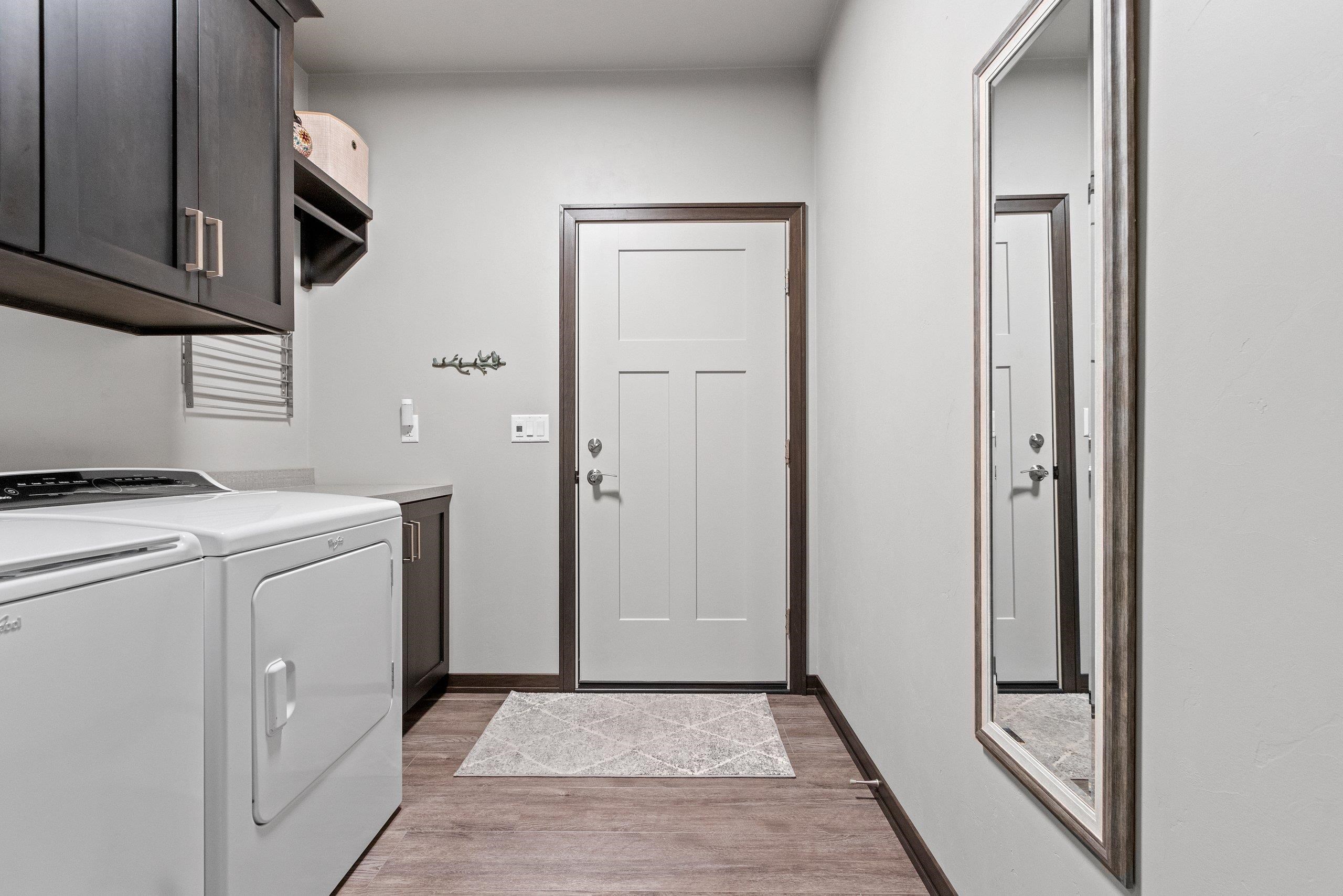 664 Olive Tree Drive Green Bay, WI 54313 - Photo 17 of 37