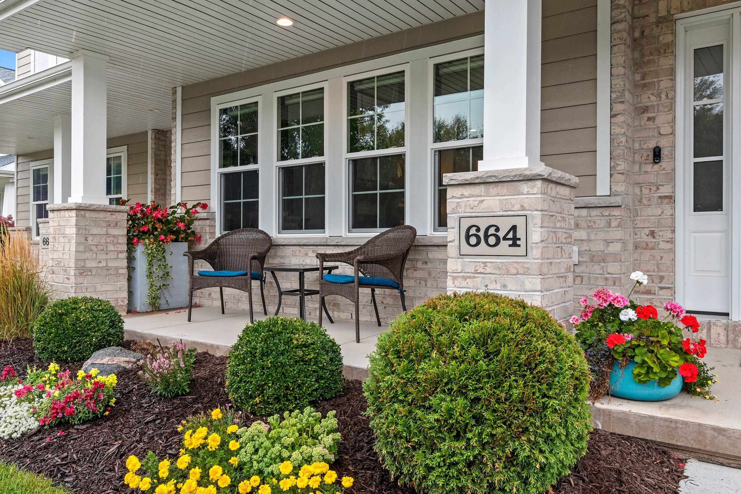 664 Olive Tree Drive Green Bay, WI 54313 - Photo 2 of 37