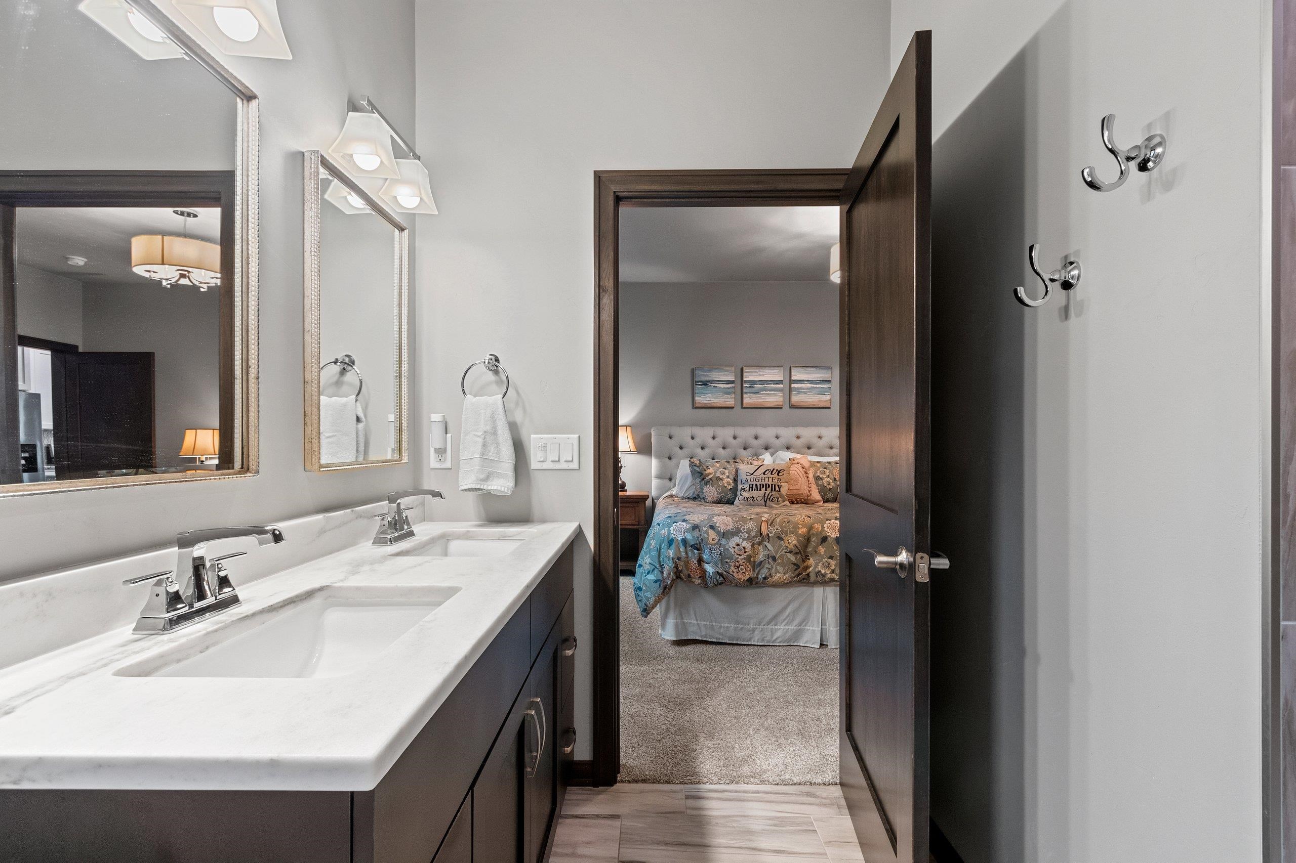 664 Olive Tree Drive Green Bay, WI 54313 - Photo 25 of 37