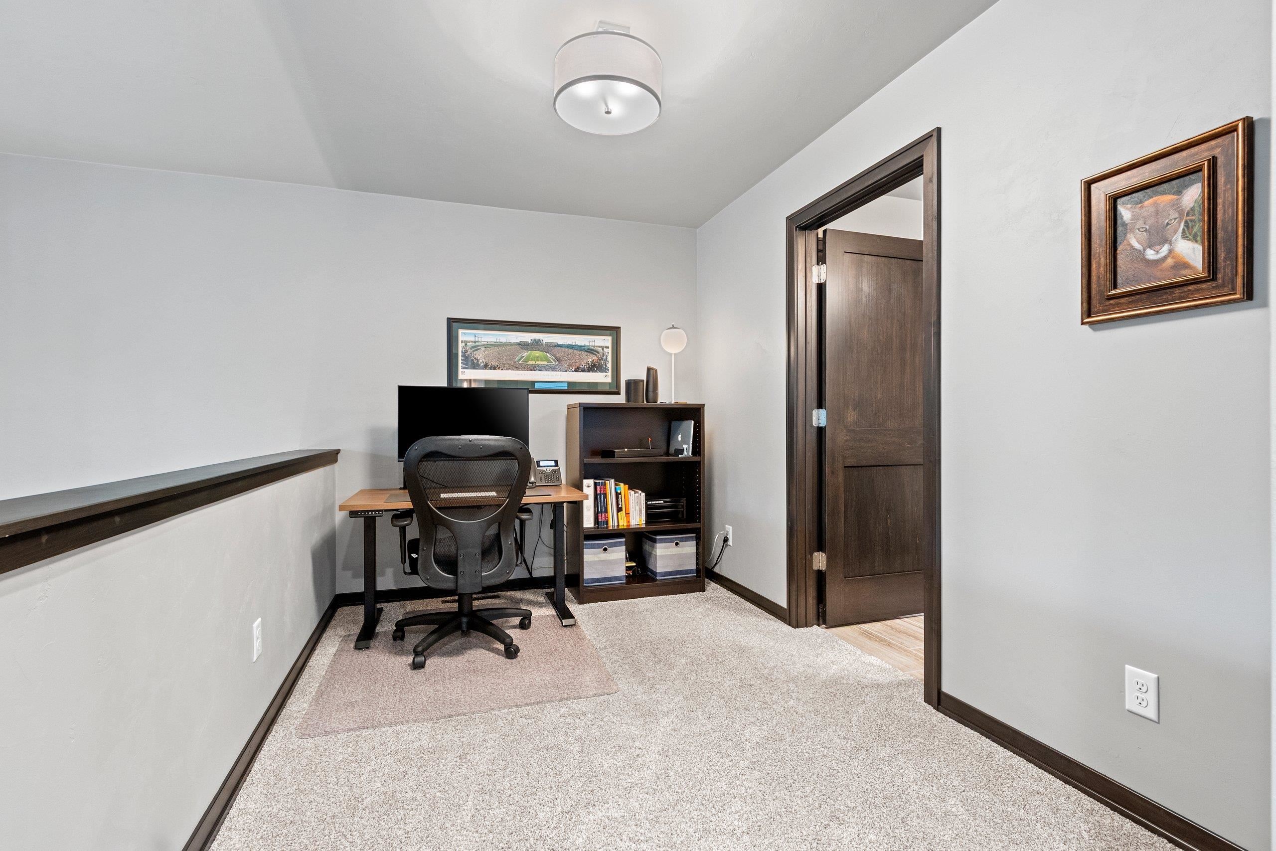 664 Olive Tree Drive Green Bay, WI 54313 - Photo 31 of 37