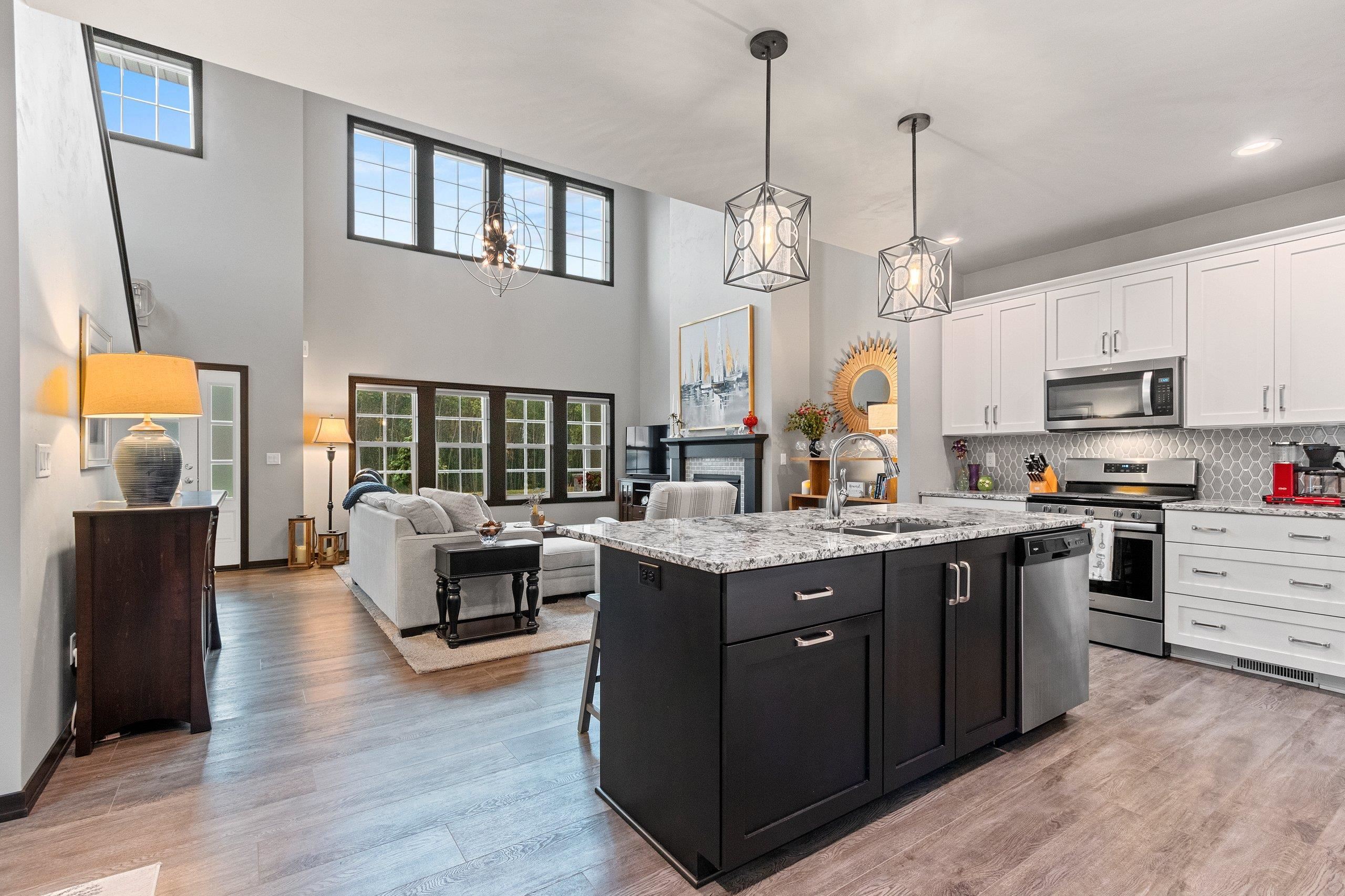 664 Olive Tree Drive Green Bay, WI 54313 - Photo 9 of 37