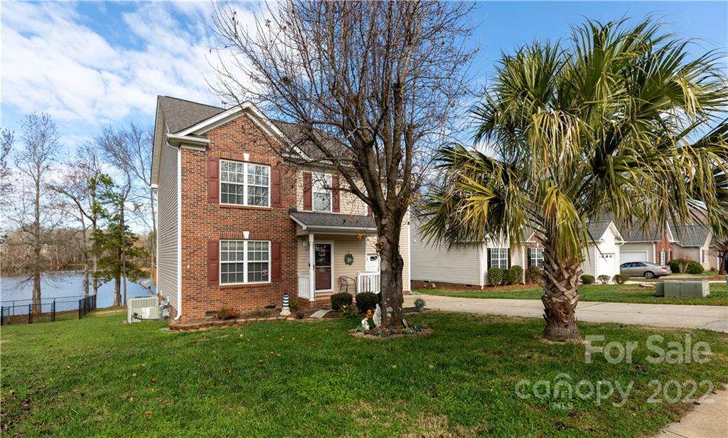 122 Pheasant Ridge Circle York, SC 29745 - Photo 4 of 38 Gallery Image 4