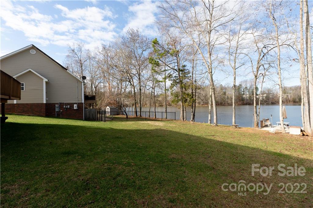 122 Pheasant Ridge Circle York, SC 29745 - Photo 9 of 38 Gallery Image 9