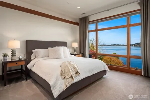 $11,650,000 | 9626 Southeast 34th Street, Mercer Island, WA 98040