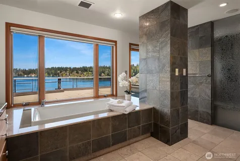 $11,650,000 | 9626 Southeast 34th Street, Mercer Island, WA 98040