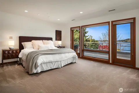 $11,650,000 | 9626 Southeast 34th Street, Mercer Island, WA 98040