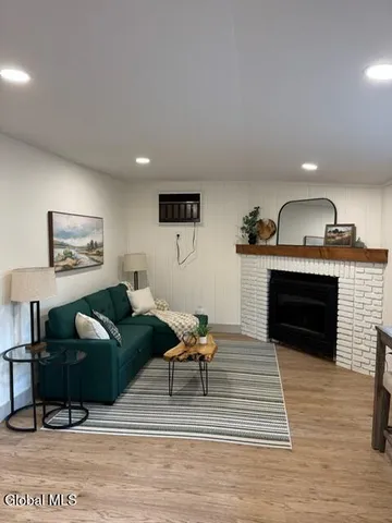 $289,900 | 8 Read Drive, Lake Luzerne, NY 12846