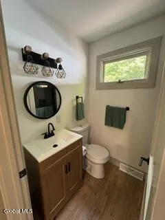 $289,900 | 8 Read Drive, Lake Luzerne, NY 12846