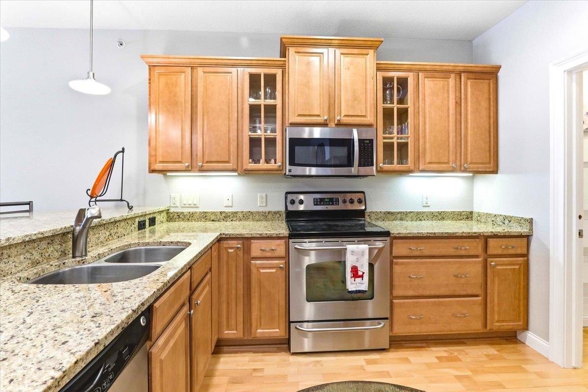 715 Canyon Road, Unit 4 Wisconsin Dells, WI 53965 - Photo 8 of 71