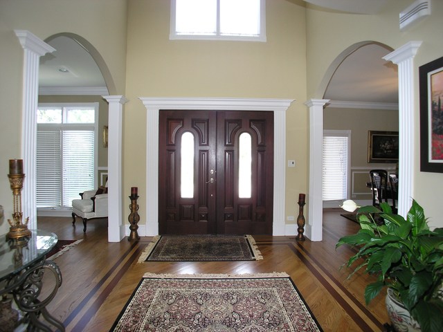 611 Greendale Road Glenview, IL 60025 - Photo 2 of 25 a living room with furniture and a rug