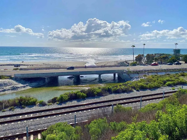 $850,000 | 2483 Oxford Avenue, Cardiff-by-the-Sea, CA 92007