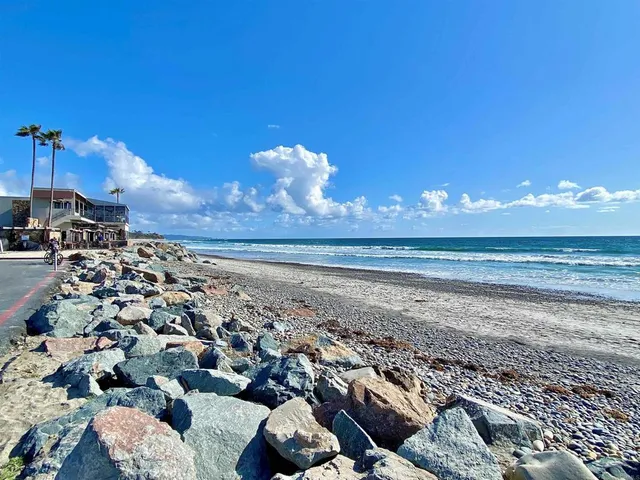 $850,000 | 2483 Oxford Avenue, Cardiff-by-the-Sea, CA 92007