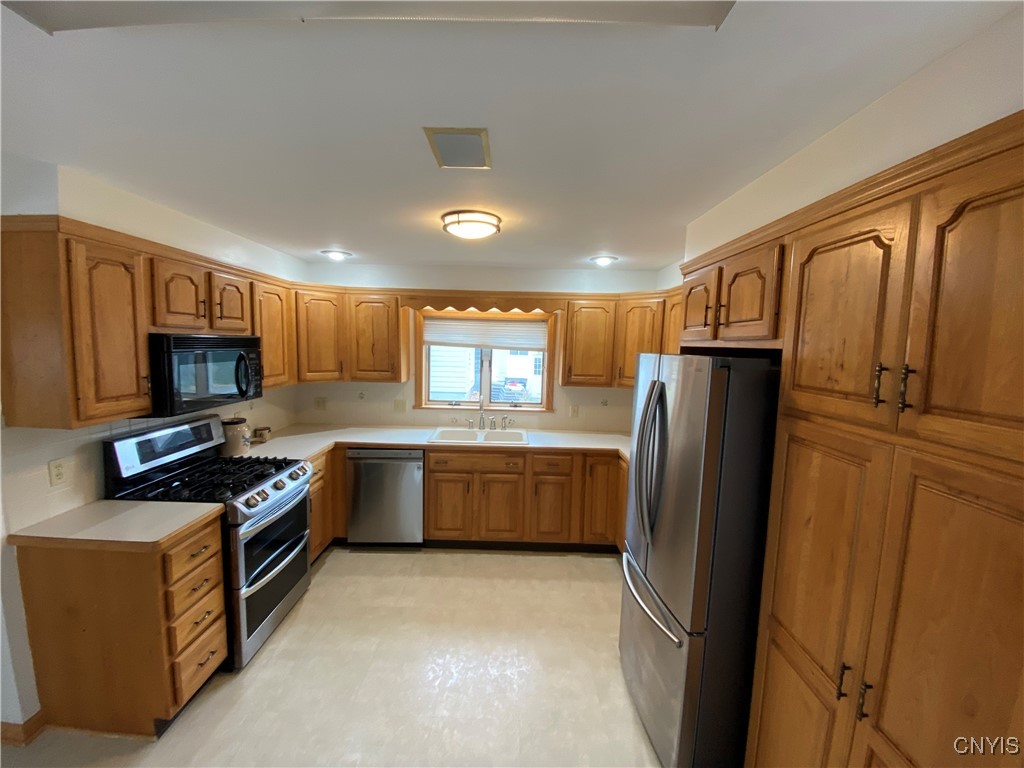 7392 Highway 20 Madison, NY 13402 - Photo 14 of 38 Kitchen