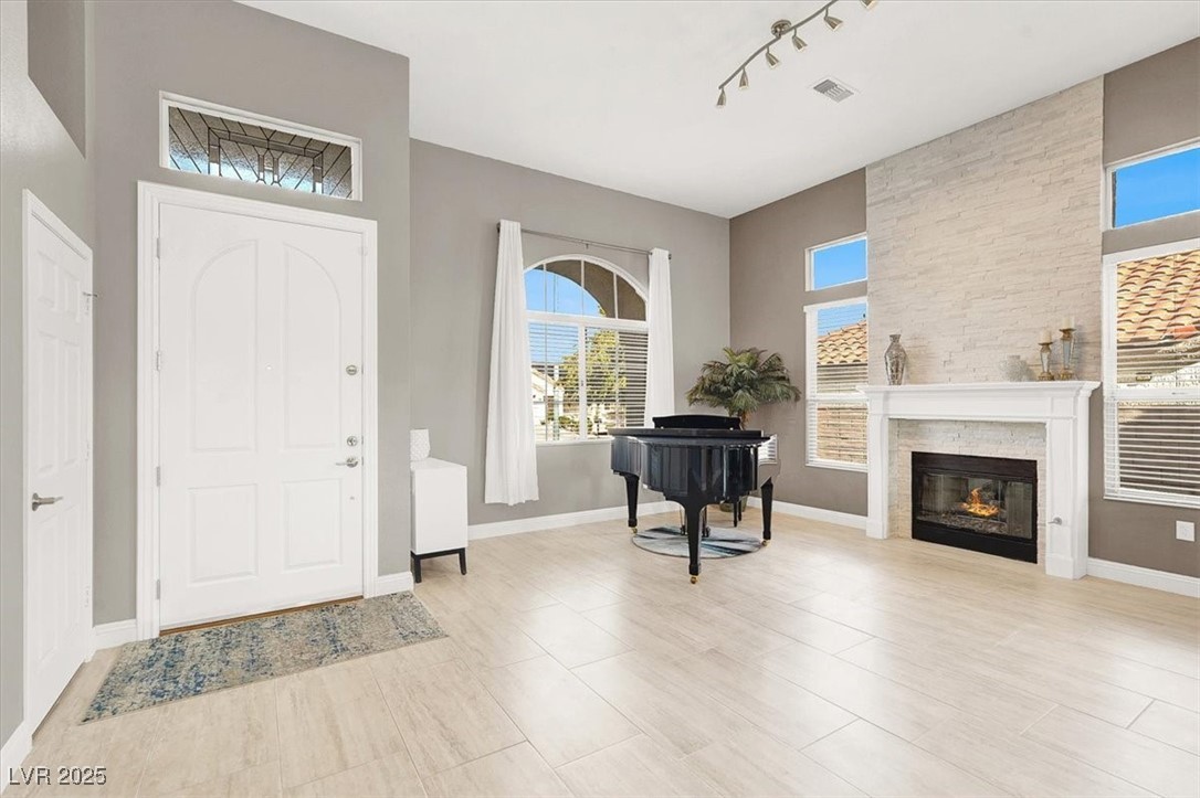 2900 Crown Ridge Drive Las Vegas, NV 89134 - Photo 11 of 59