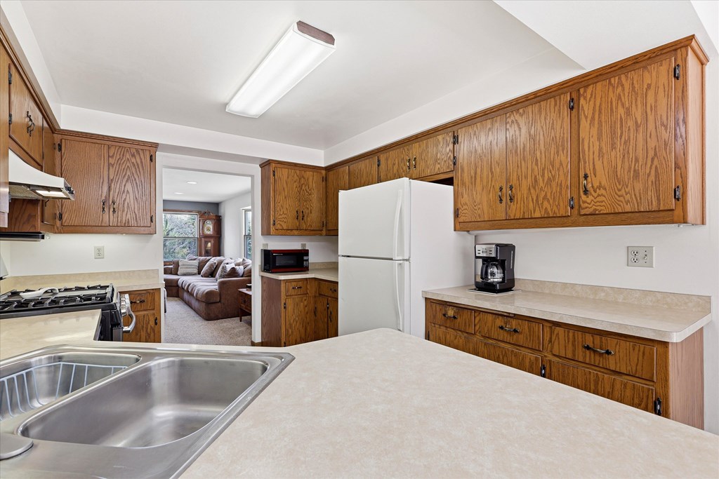 5585 Sunny Slope Road Egg Harbor, WI 54209 - Photo 7 of 32
