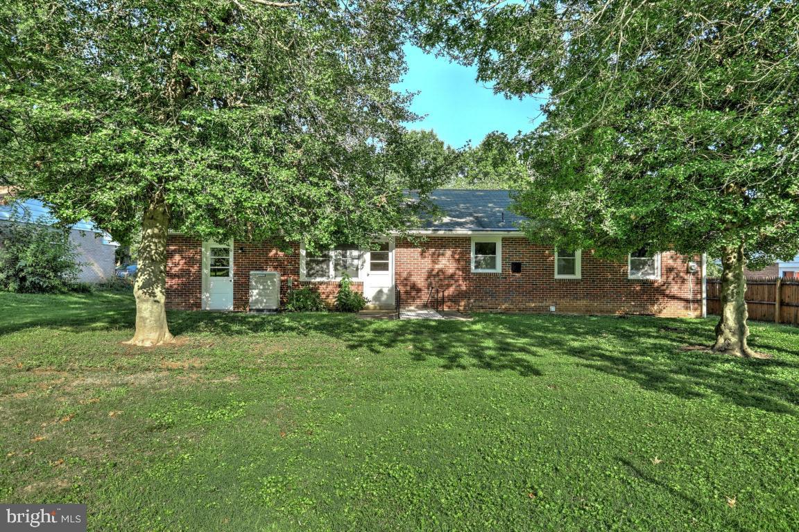 114 Wellington Road Lancaster, PA 17603 - Photo 26 of 28 Gallery Image 26