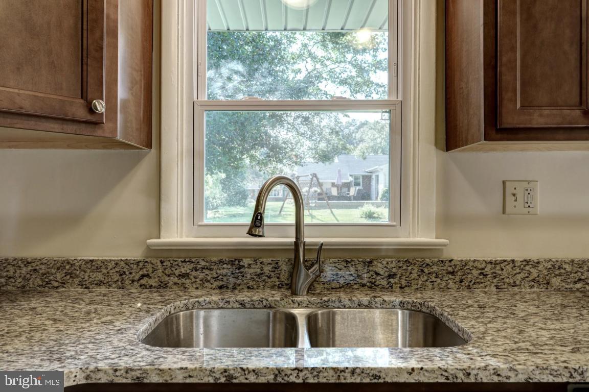 114 Wellington Road Lancaster, PA 17603 - Photo 10 of 28 Gallery Image 10