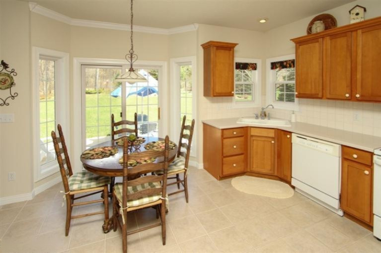 3243 Rothwell Court Kalamazoo, MI 49009 - Photo 2 of 24 Additional Photo