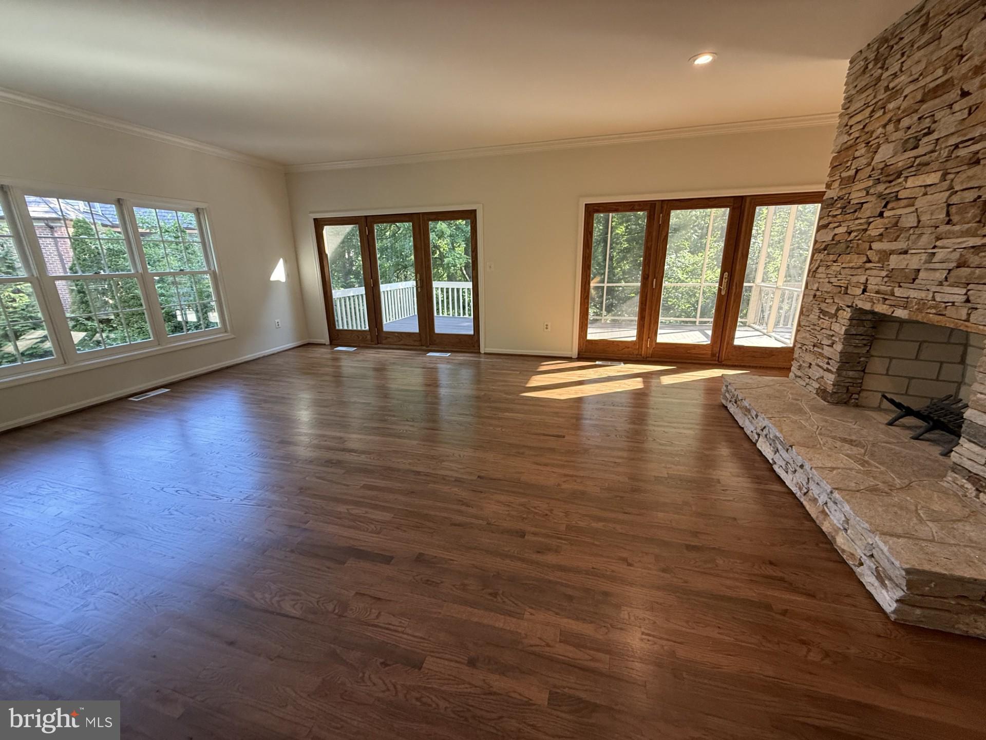 370 South River Landing Road, Unit 370 Edgewater, MD 21037 - Photo 13 of 88