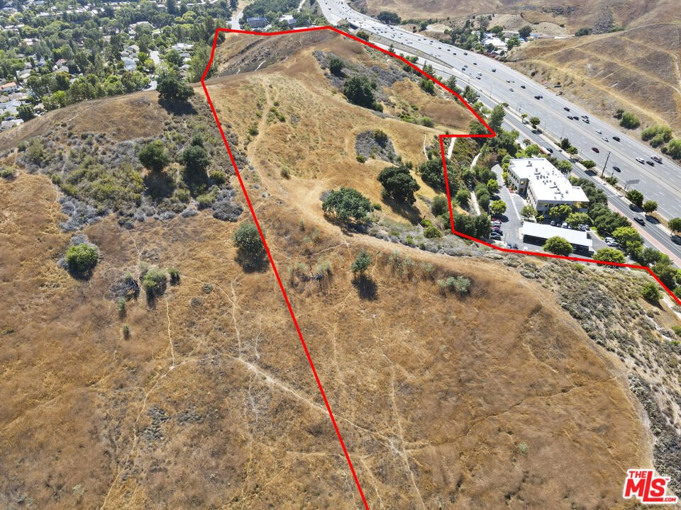 27300 Agoura Road Calabasas, CA 91301 - Photo 21 of 23