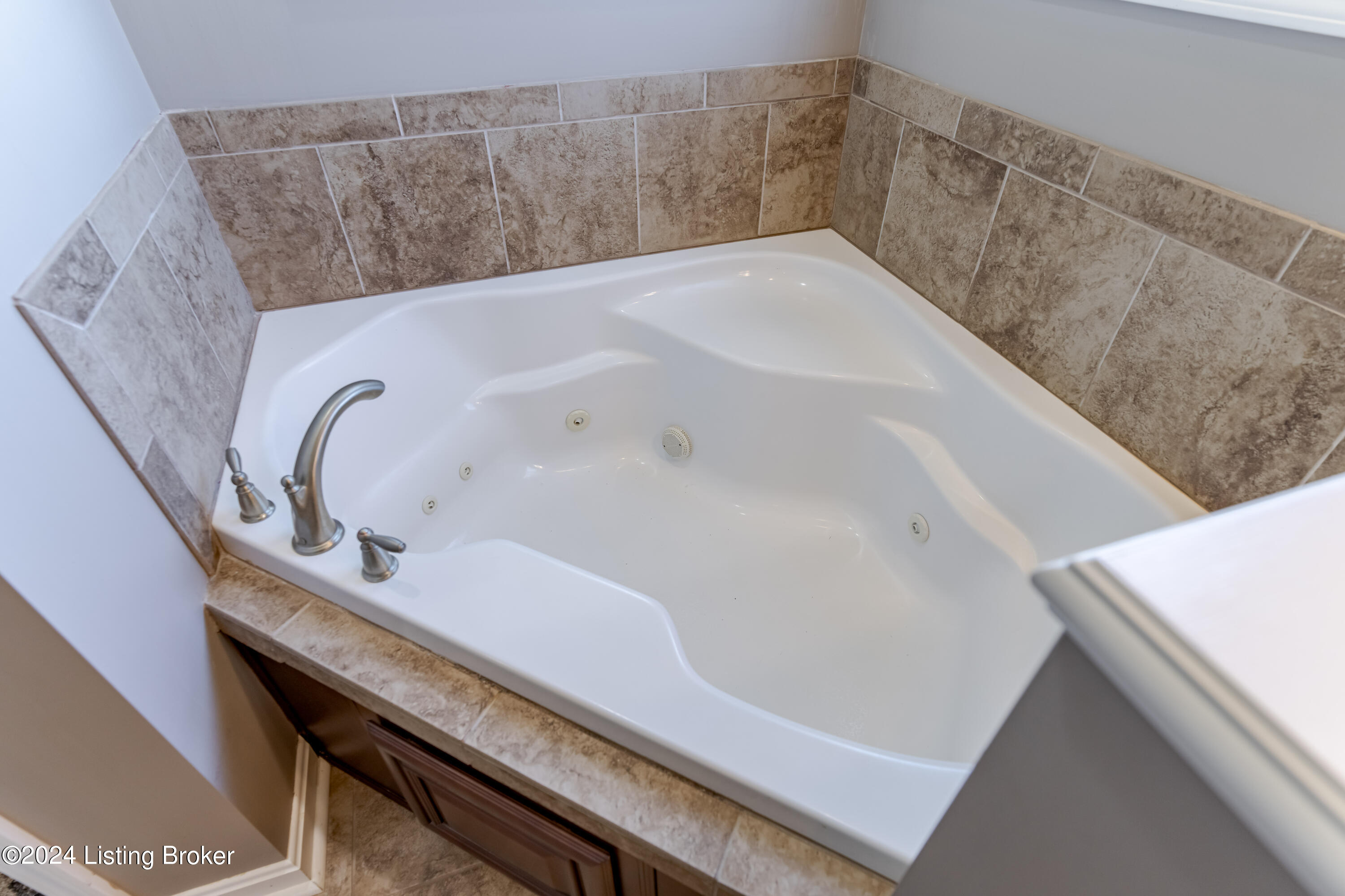 754 West Bryan Road Elizabethtown, KY 42701 - Photo 30 of 86 DSC04880