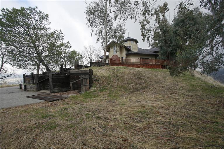 20284 Nicholas Road Clovis, CA 93619 - Photo 35 of 99 Gallery Image 35