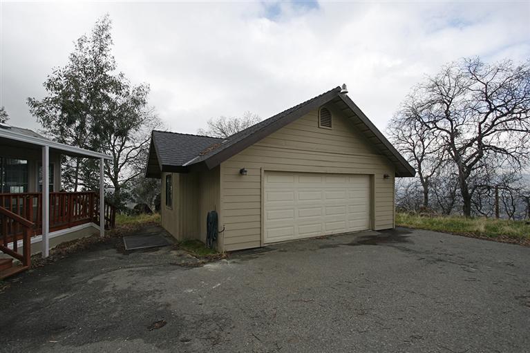20284 Nicholas Road Clovis, CA 93619 - Photo 76 of 99 Gallery Image 76